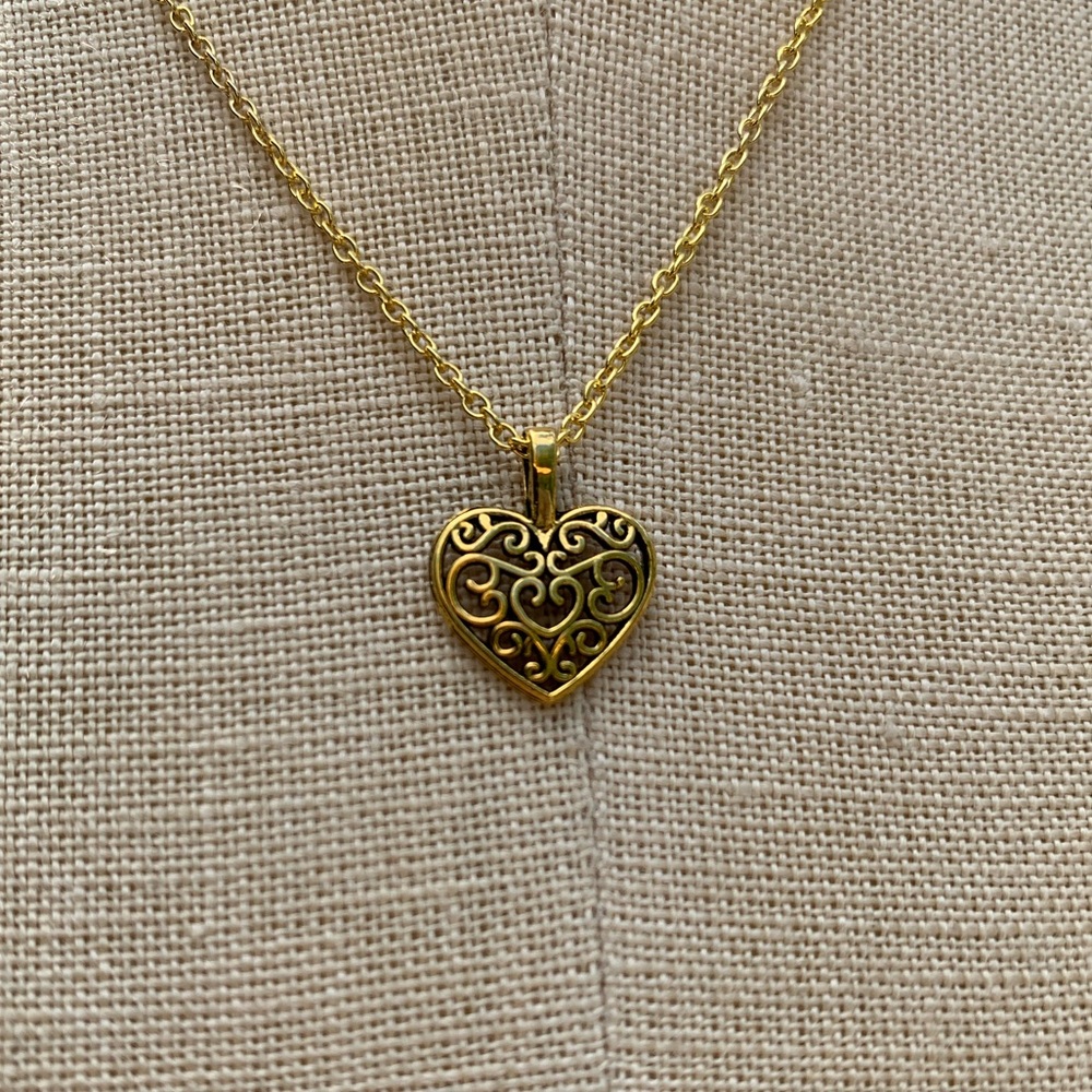 NWT Sterling Silver Plated Chain & Alloy Heart Charm Necklace - Picture 16 of 16
